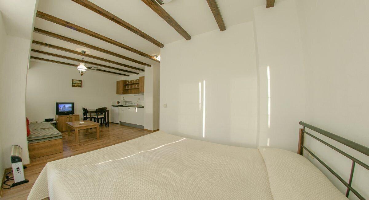 Green Life Family Apartments ปอมโปโรโว ภายนอก รูปภาพ