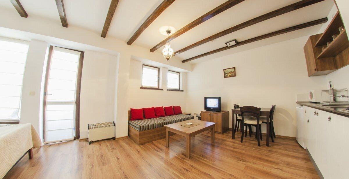 Green Life Family Apartments ปอมโปโรโว ภายนอก รูปภาพ