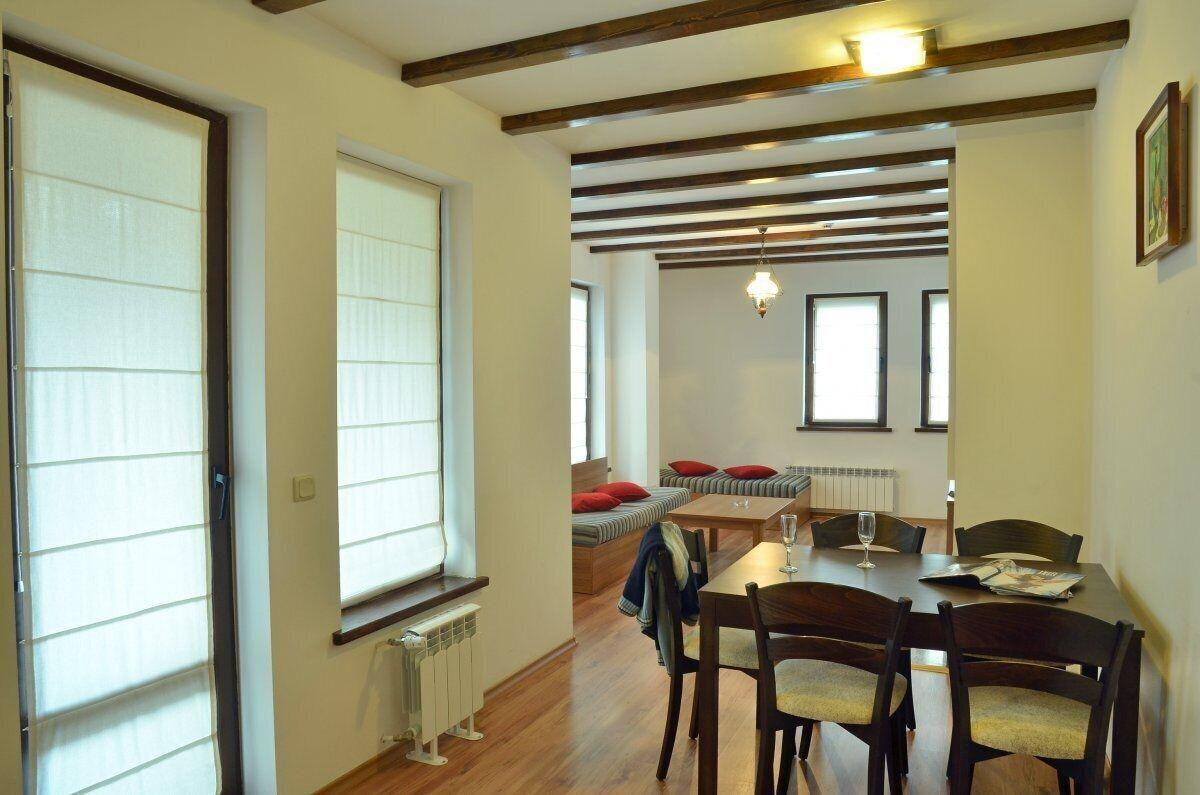 Green Life Family Apartments ปอมโปโรโว ภายนอก รูปภาพ