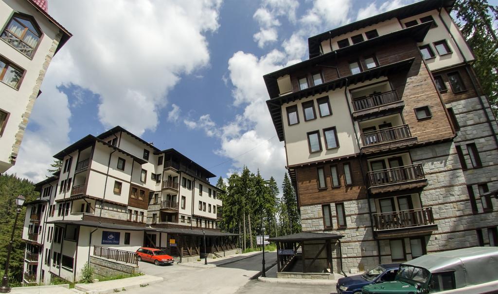 Green Life Family Apartments ปอมโปโรโว ภายนอก รูปภาพ